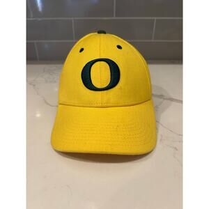 Nike Oregon Duck Yellow Baseball Cap/ Hat‎ Hook and Lock Closure OSFM EUC